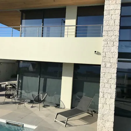 D'exception, Piscine, Vue Mer, à 100m * Ajaccio (Corsica)