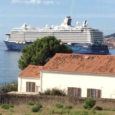 D'exception, Piscine, Vue Mer, A 100m Willa