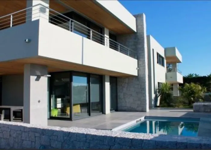 D'exception, Piscine, Vue Mer, A 100m *